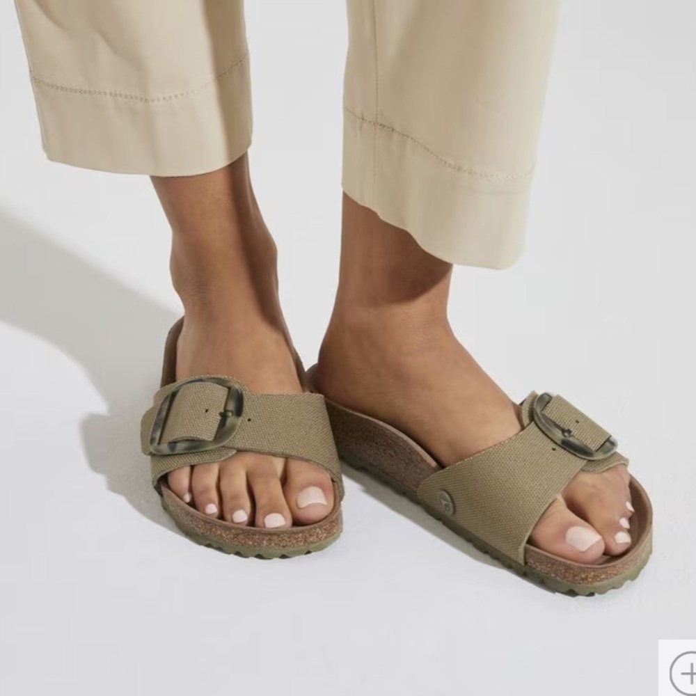 Birkenstock Beige Sandals with Buckle